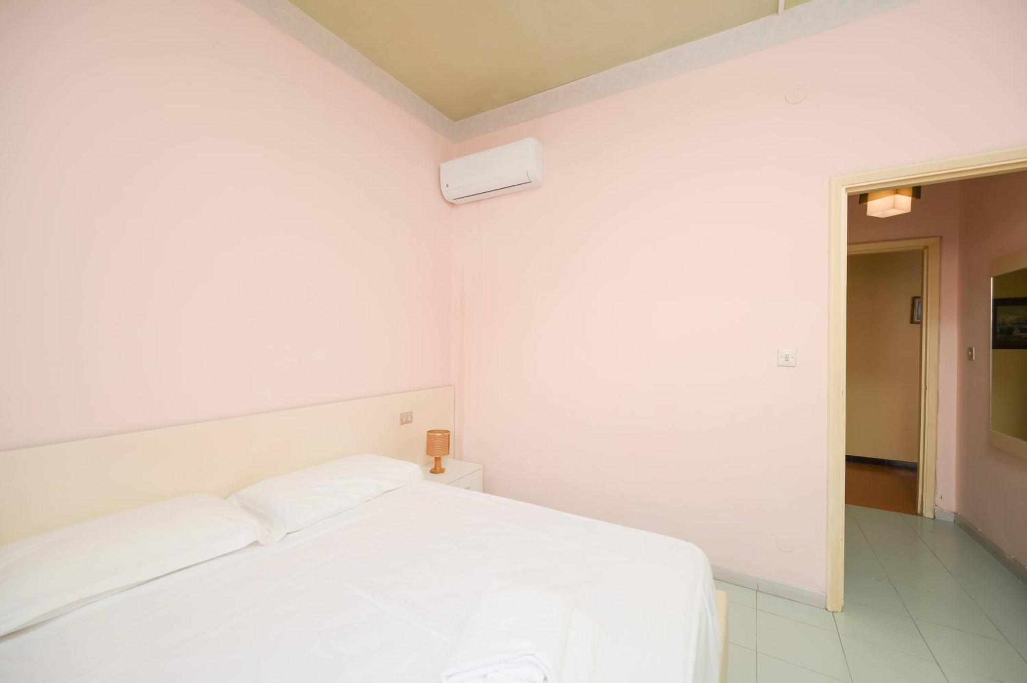 Double Room,1553492113:JPEG
